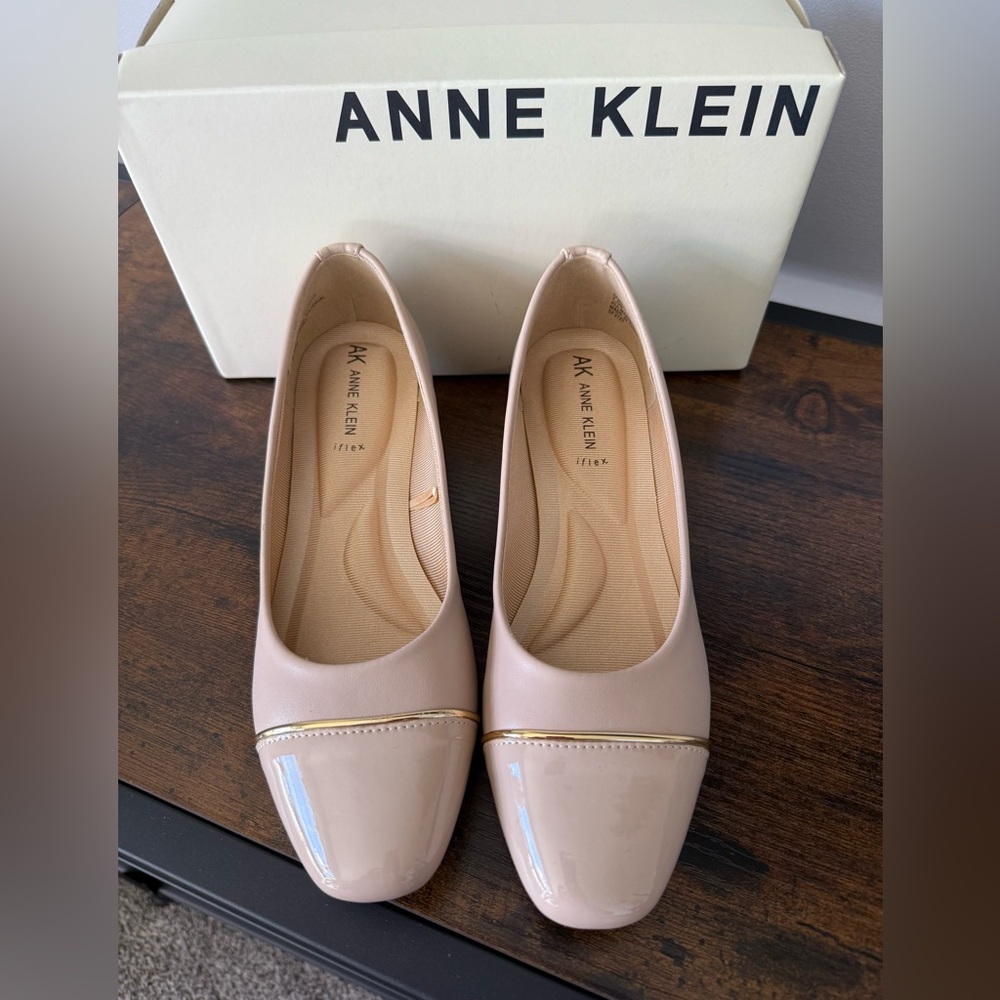 NWT Anne Klein Mildred Nude 7.5 M